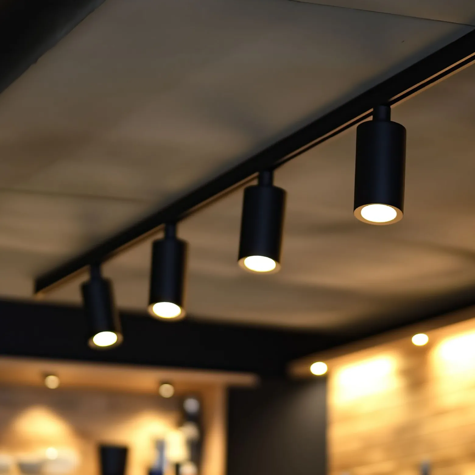 Noxion LED Spårbelysning 3-Fas Ecowhite Aluminium Vit 10W 840lm 36D - 830 Varm Vit